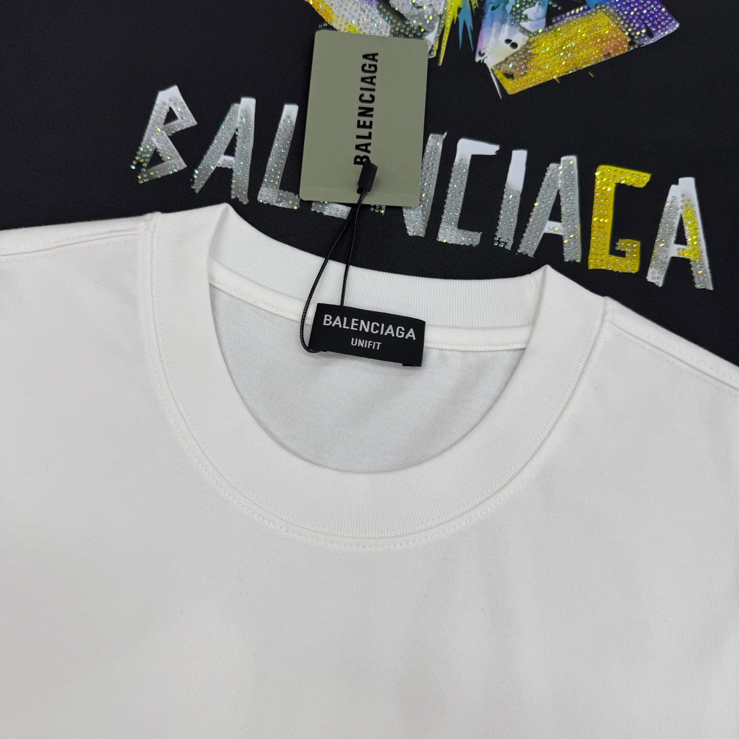 ⚜️Balenciaga New Arrival T . Same Style❤️ 280g ， Breathable ! Logo， . ， 。os ， OK， 、Sneakers， get ! ：Black.White.Dark Gray.Sizes：S-3XL ‼️（175/145 L）